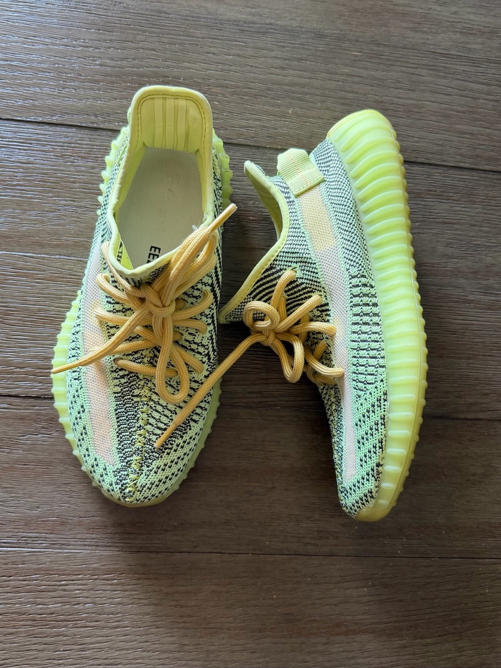 Authentic Yeezy Boost 350, 8,5